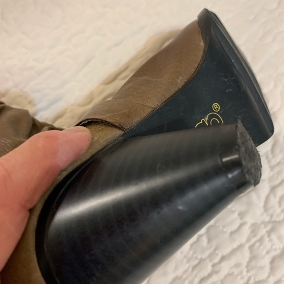 Dingo slouchy boots. Size 7 but fits my 7 1/2 size - Picture 9 of 16